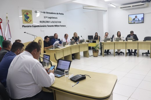 Legislativo vota projeto de reforma administrativa do funcionalismo público