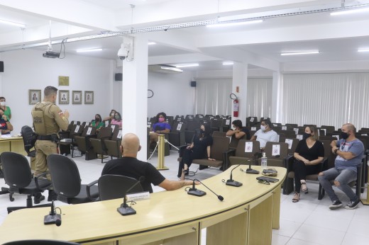 Procuradoria da Mulher se reúne com entidades do município