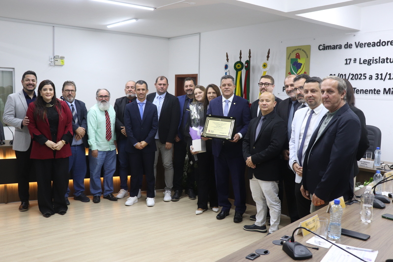 Deputado Estadual recebe título de Cidadão Honorário de Penha Deputado Estadual recebe título de Cidadão Honorário de Penha