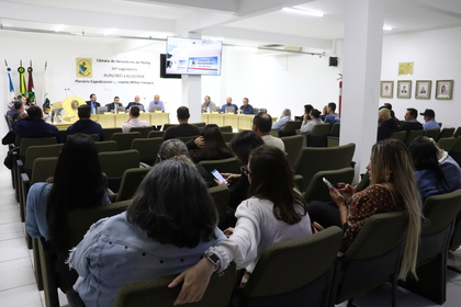 Câmara de Penha aprova suplementação de R$ 6 milhões para a Educação