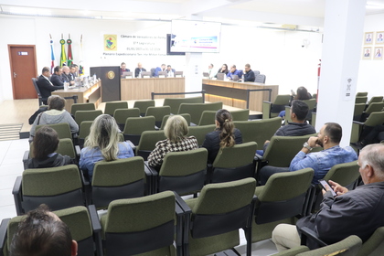 Câmara de Penha aprova três projetos e uma moção de apoio