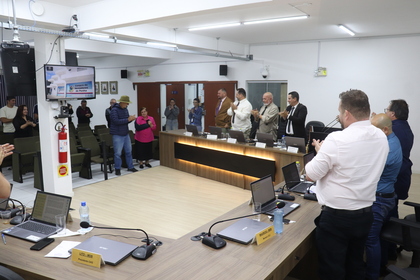 Câmara de Penha concede moção de aplausos para professora de arte culinária