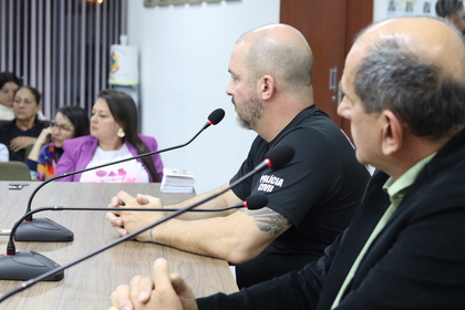 Agosto Lilás